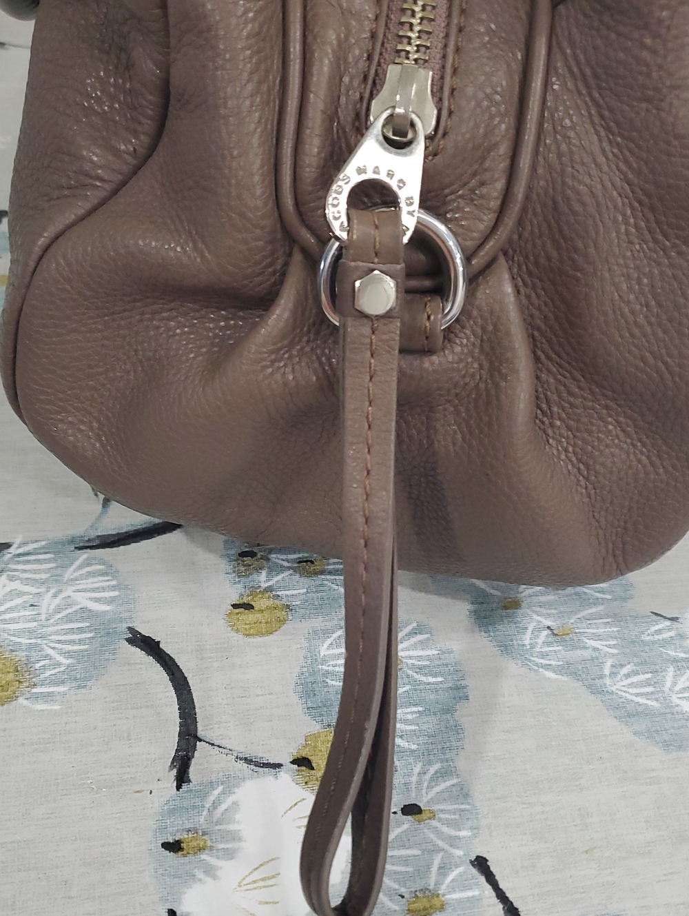 Marc by Marc Jacobs Classic Q Baby Groovee Taupe Leather Satchel Bag - Picture 10 of 16